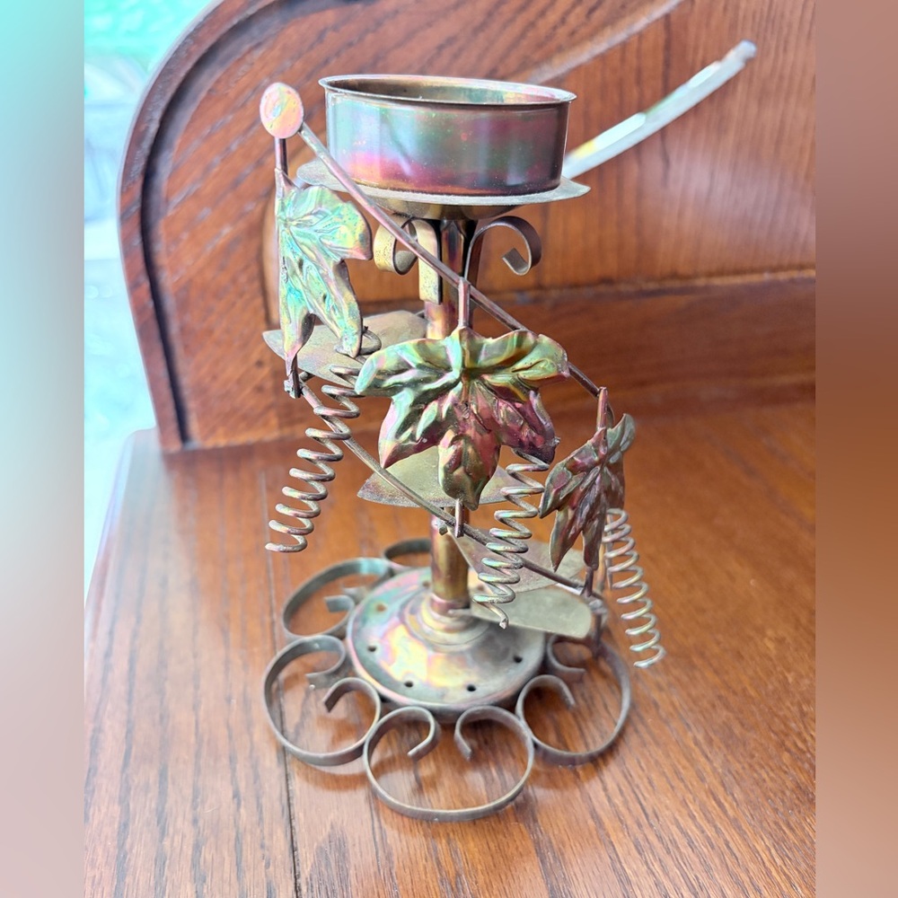 Vintage grapevine iridescent copper candle holder - Picture 2 of 13